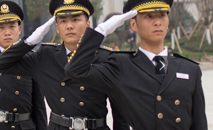 銀行保安如何應(yīng)對突發(fā)安全事件？需與哪些團隊協(xié)作？