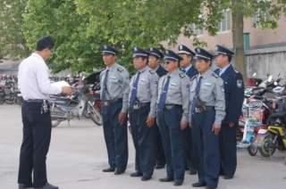 襄陽保安公司員工日常?。。?>
                                </a>
                            </div>
                            <div   id=