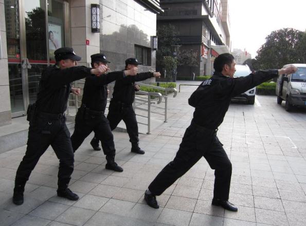 襄陽戎安保安公司給您介紹下保安人員的上崗證辦理流程！