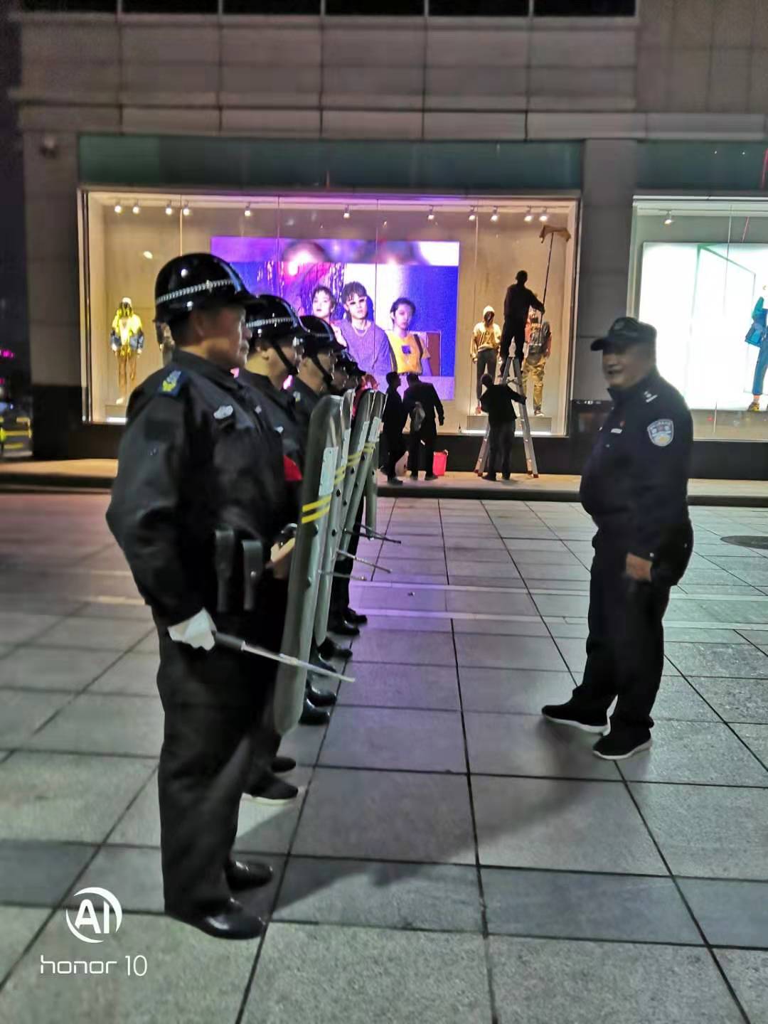 大家知道保安員是什么嗎？下面跟著襄陽戎安的介紹一起了解下吧！